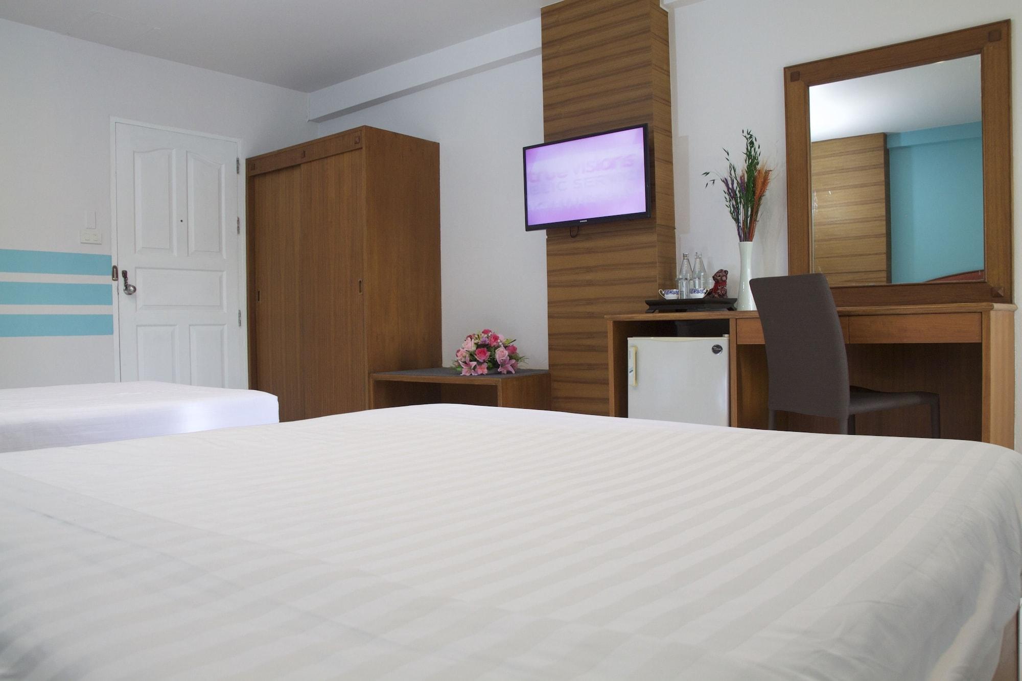 We Briza Hotel Chiangmai Csiangmaj Kültér fotó