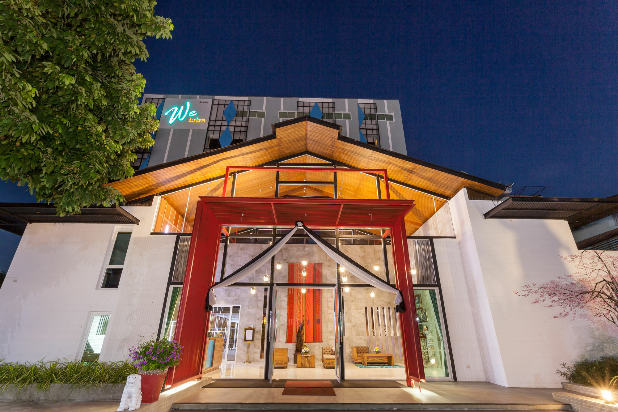 We Briza Hotel Chiangmai Csiangmaj Kültér fotó